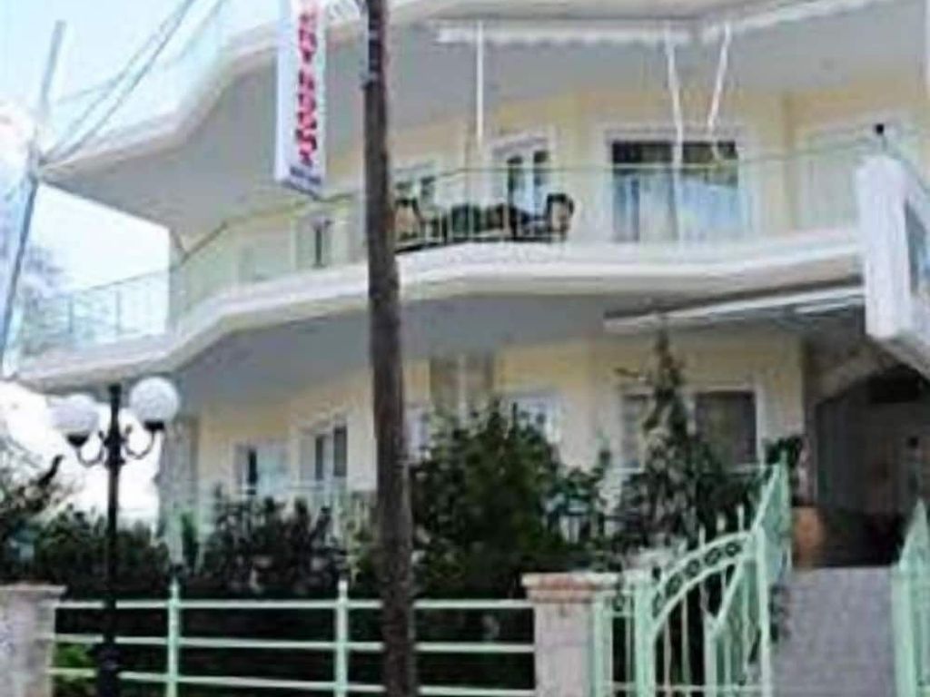 Lerna Rooms