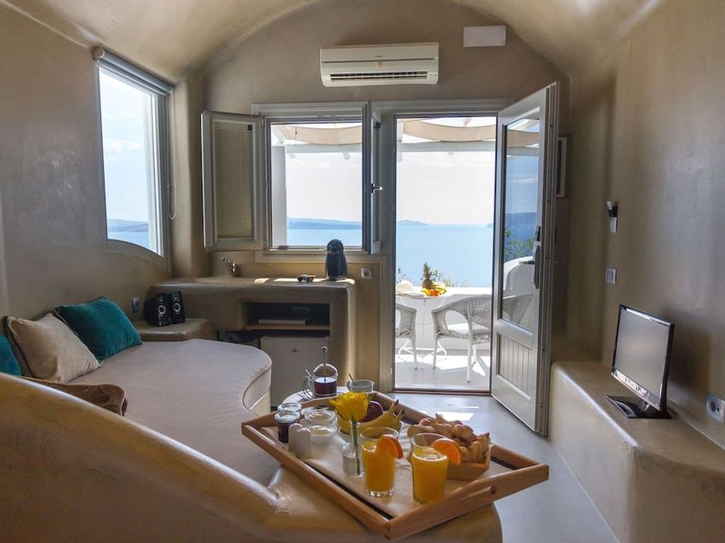 La Perla Villas and Suites - Adults Only