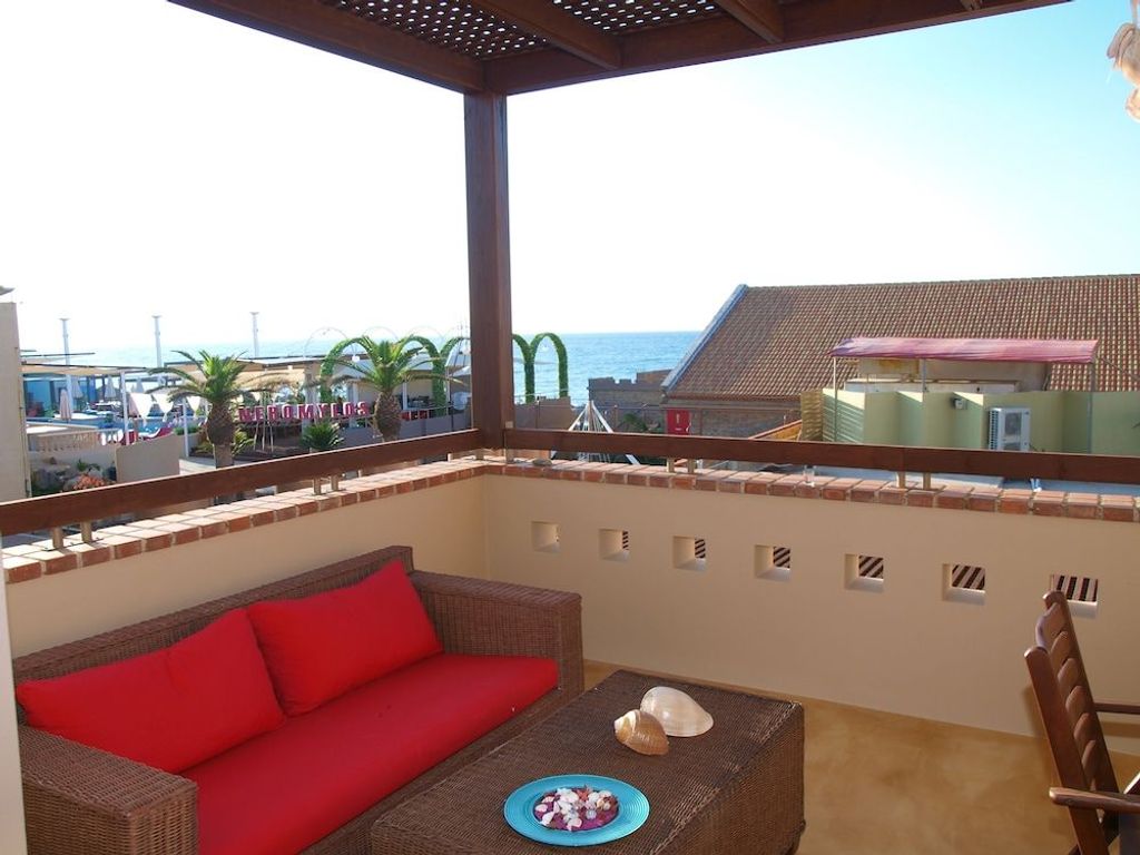 Mylos Hotel Apartments