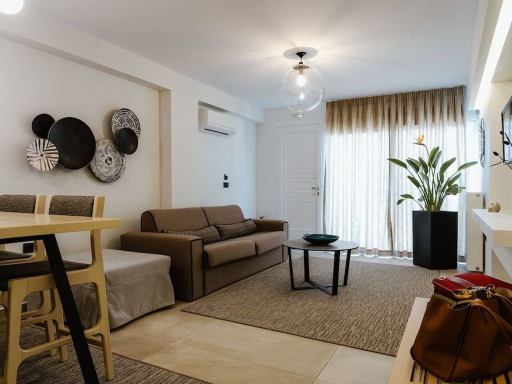 Andrews Luxury Residence