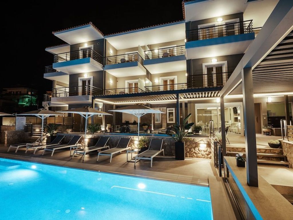 Andrews Luxury Residence