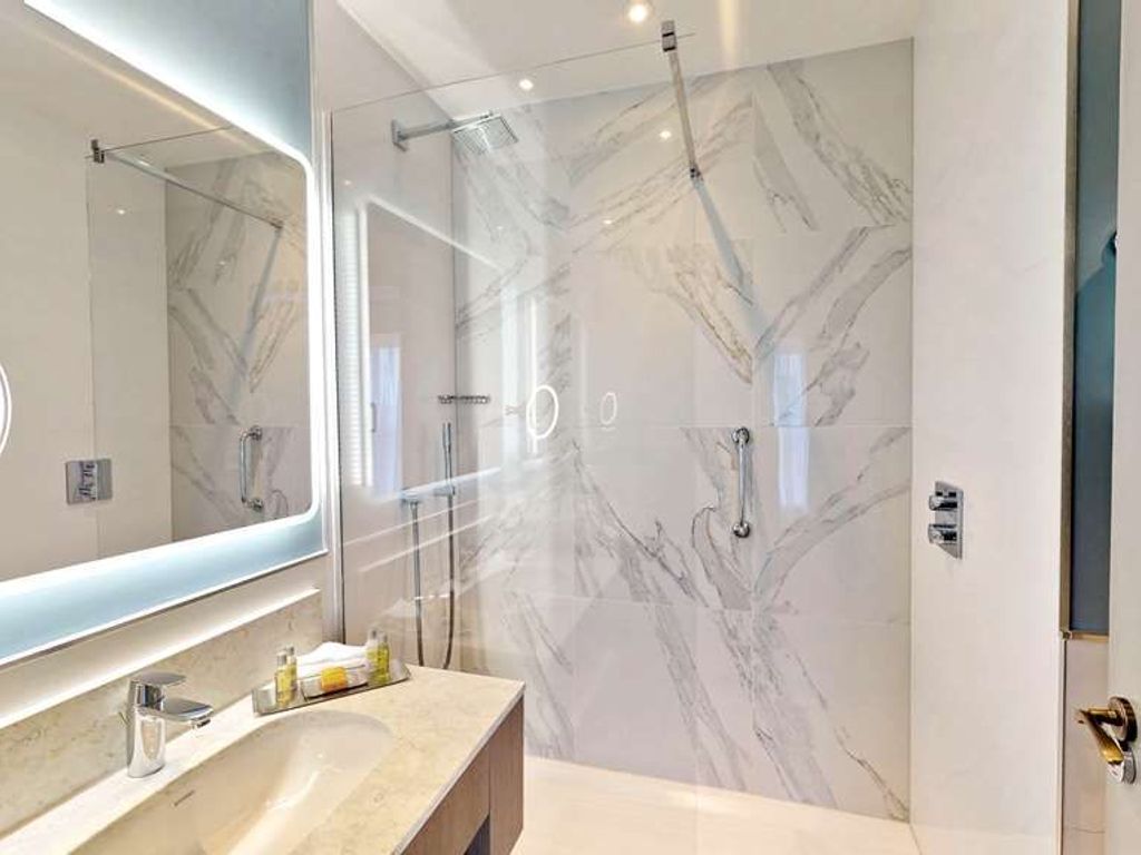 DoubleTree By Hilton London Angel Kings Cross