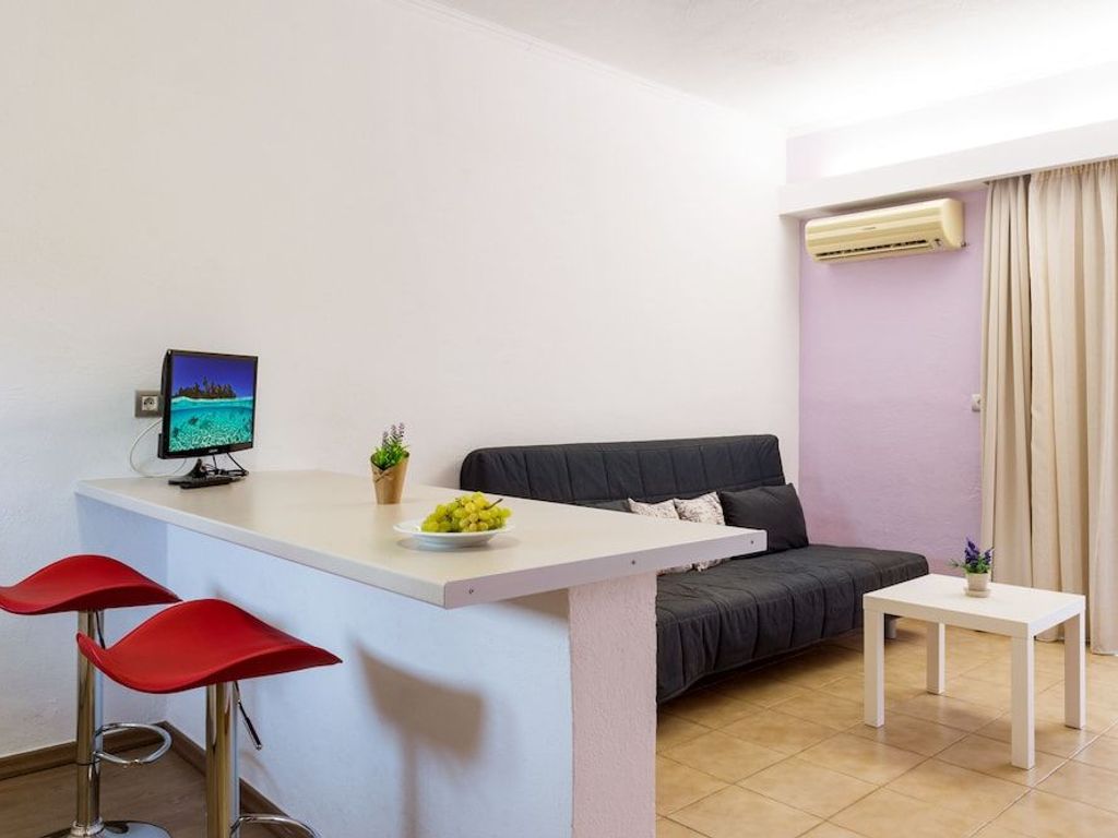 Terinikos Sunny Garden Hotel & Junior Suites