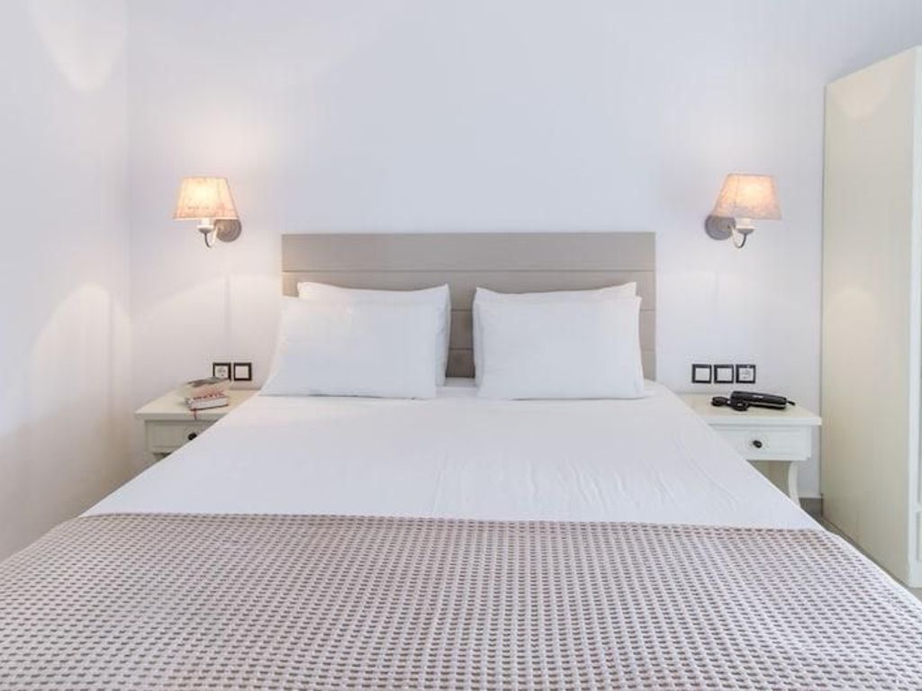 Faros Villa small hotel & restaurant