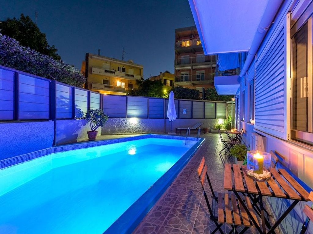 7 Palms Hotel Apartments