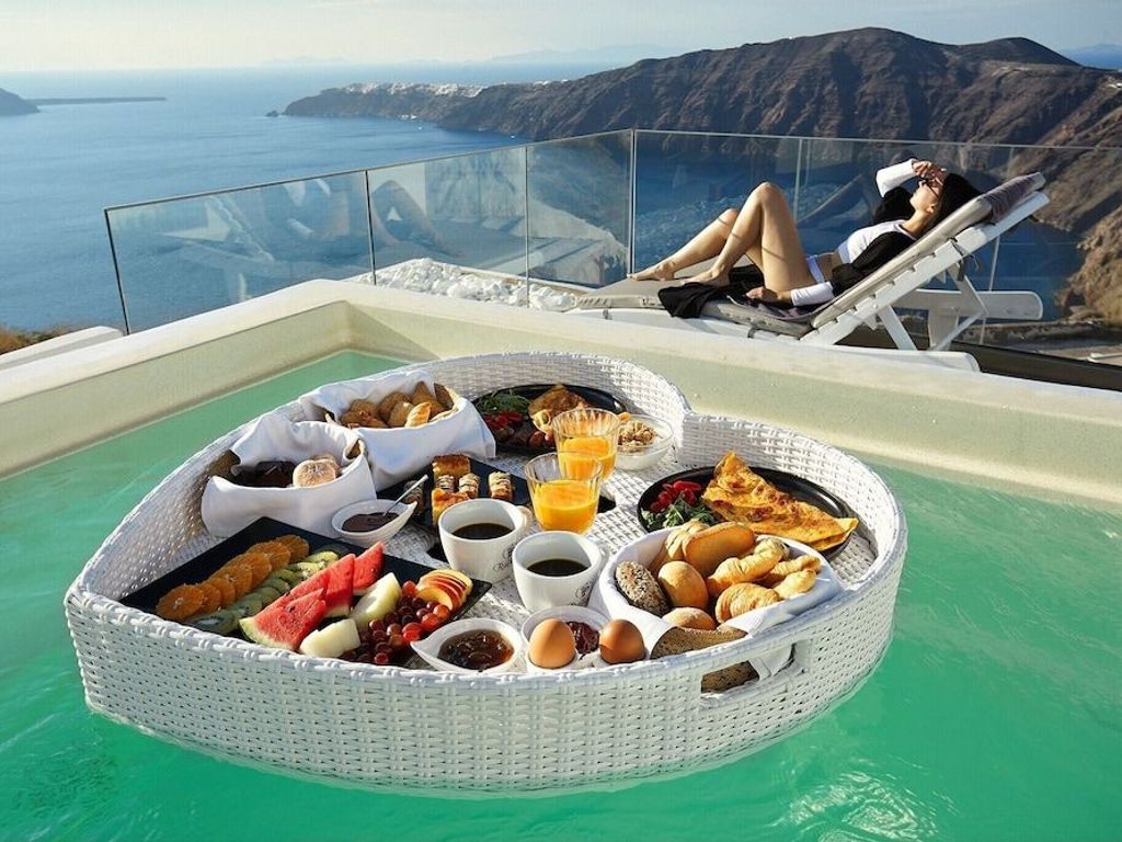 Amaze Suites