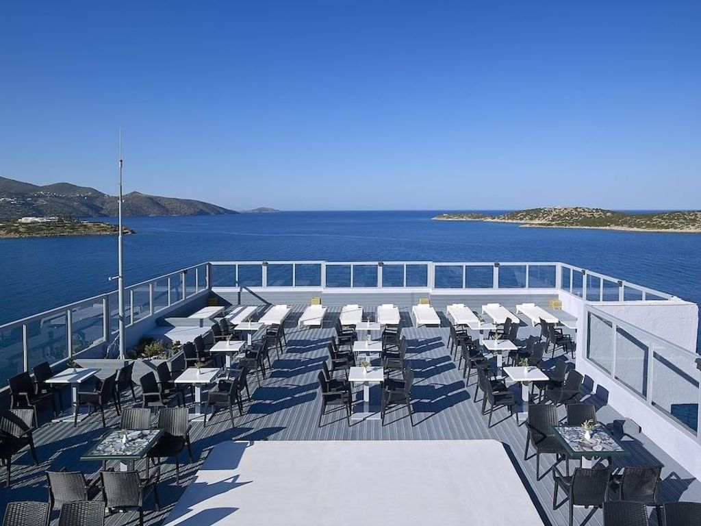 Mistral Bay