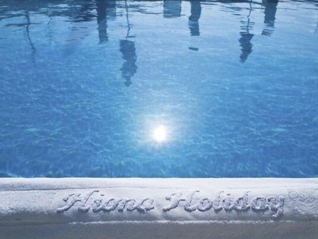 Hiona Holiday Hotel