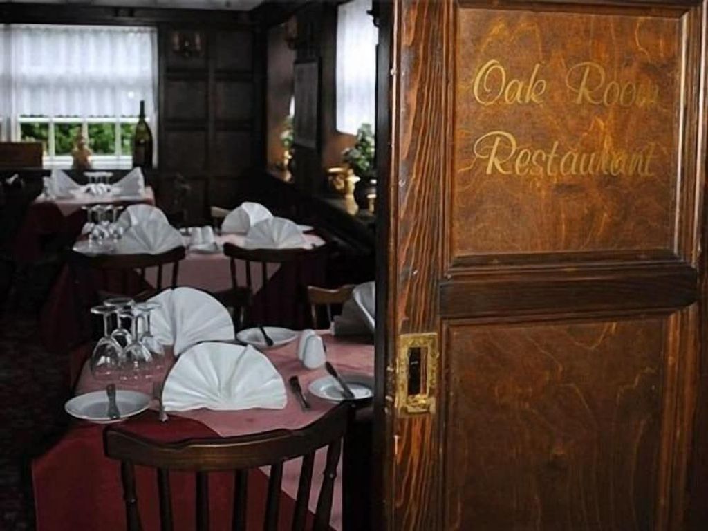 Ye Olde Red Lion
