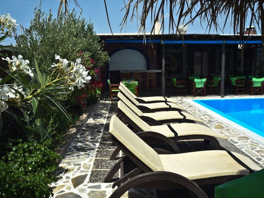 Holiday Beach Resort