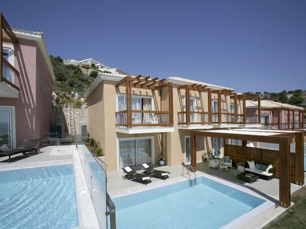 Apostolata Island Resort