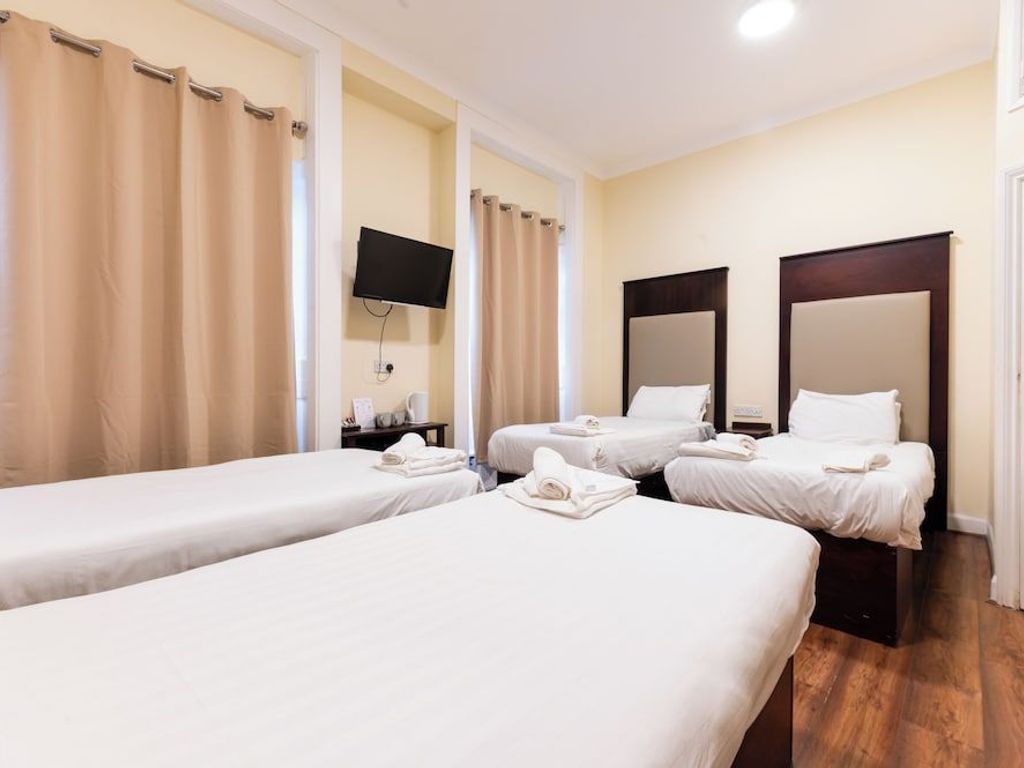 Astoria Hotel