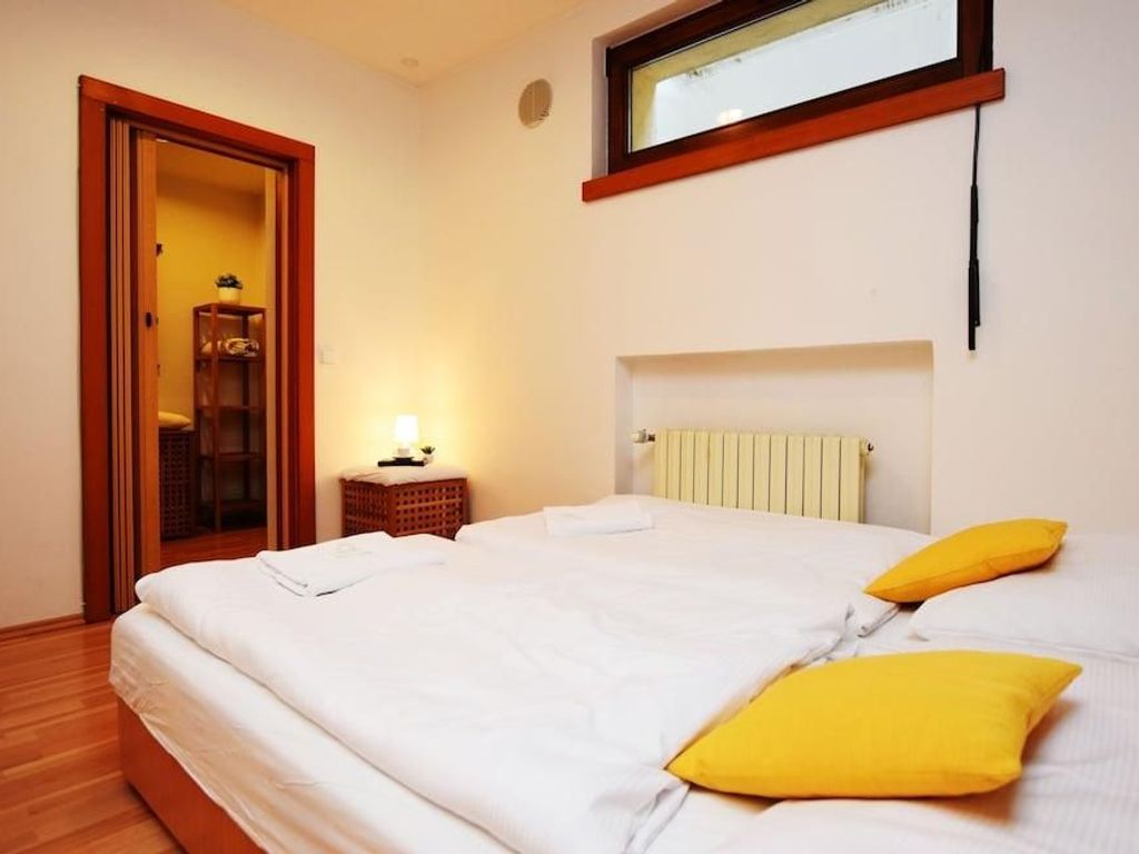 City Garden Apartments & Wellness