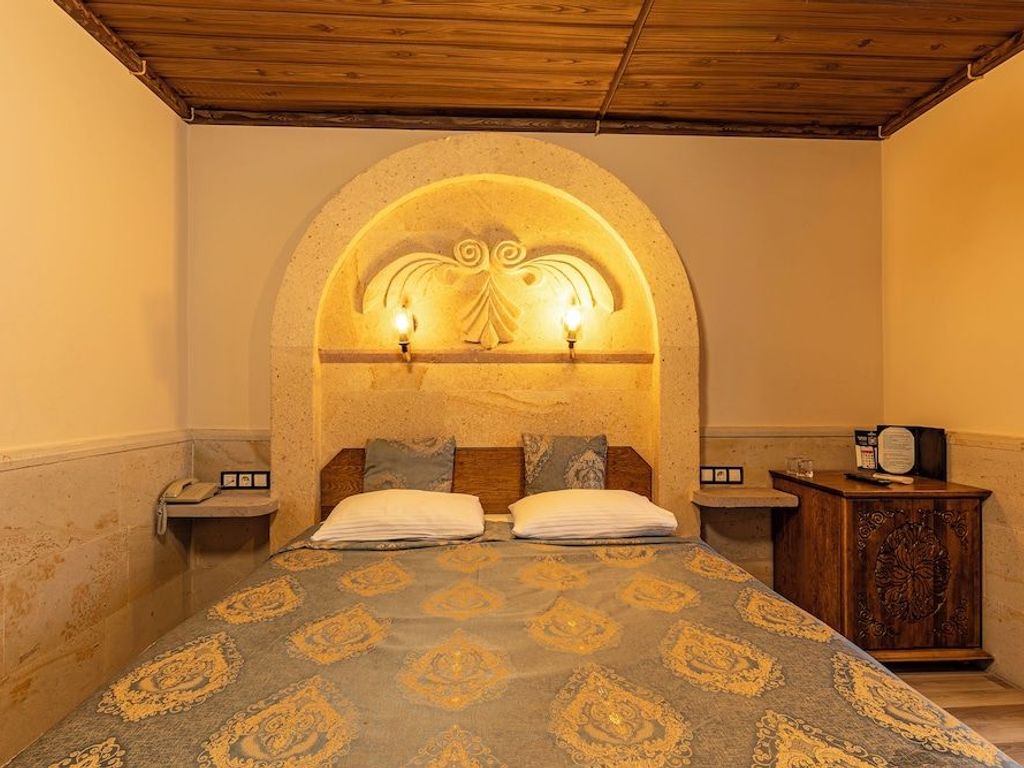 Ciner Hotel