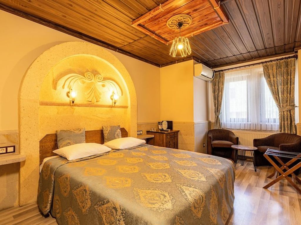 Ciner Hotel