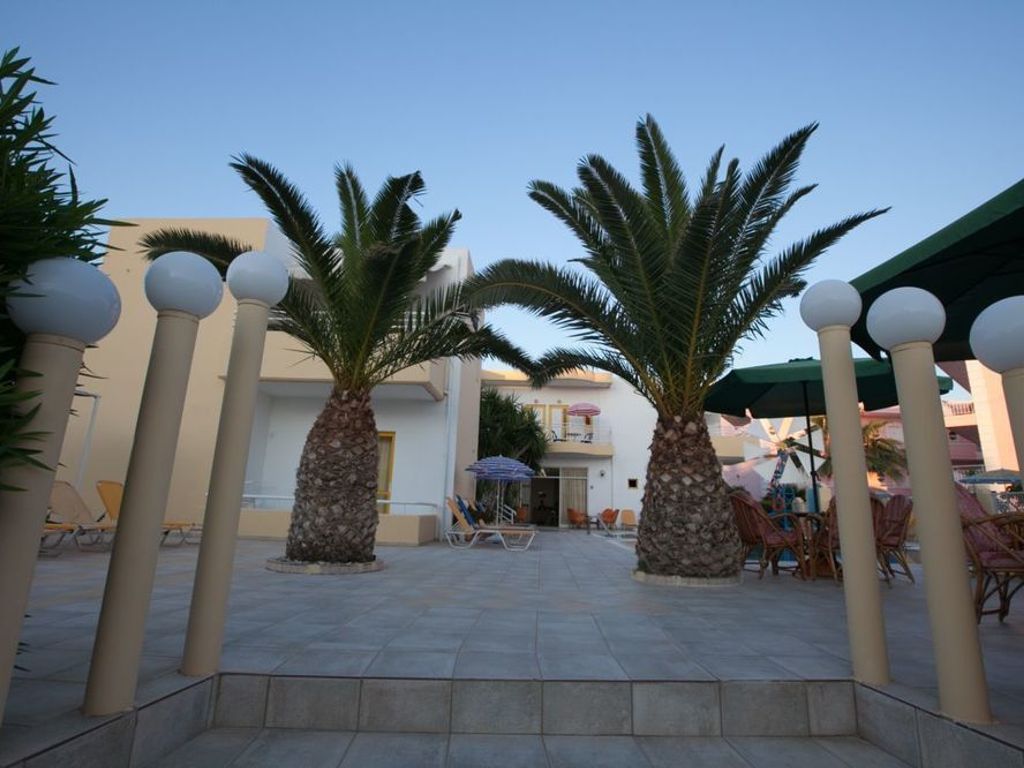 Cosmi Apartments