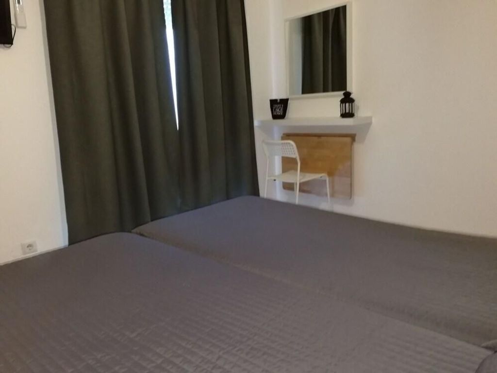 Lagos City Center Guest House & Hostel