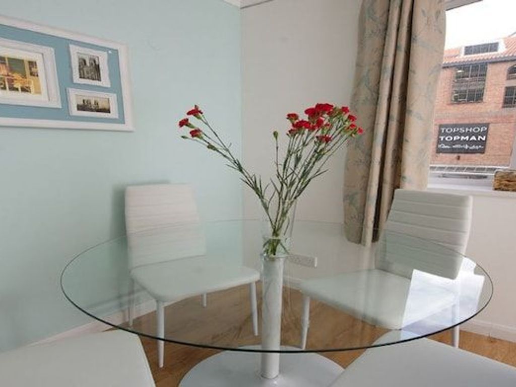 Apartment 5 York