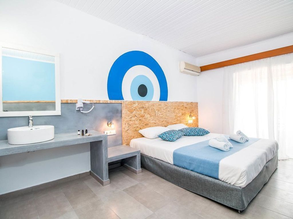 Tinas Plus - ex Tinas Studios