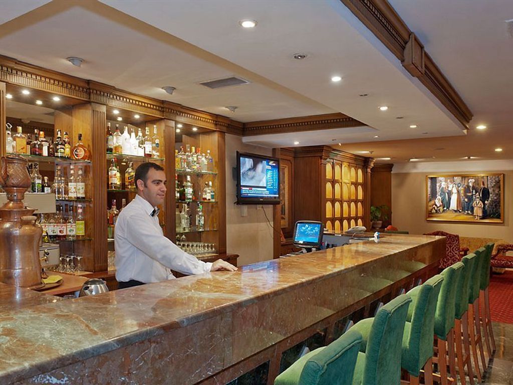 Aziyade Hotel