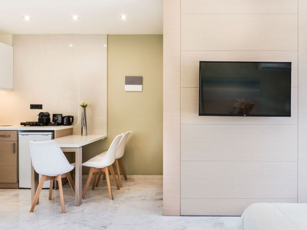 Forum Suites