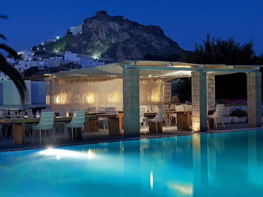 Nefeli hotel
