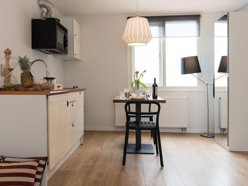 Nieuwezijds Apartments