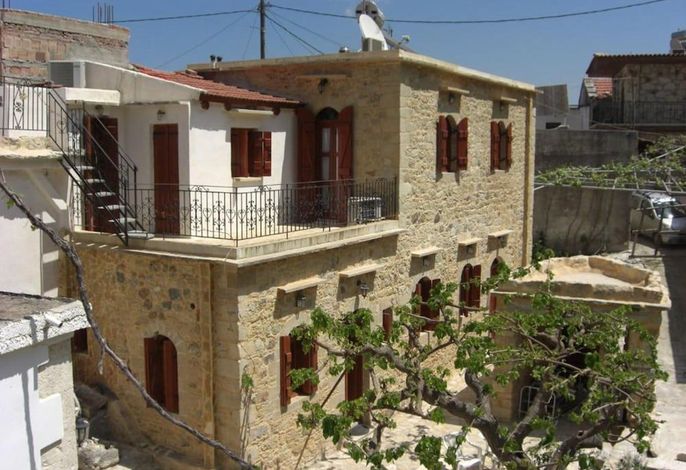 Patriko Traditional Residence