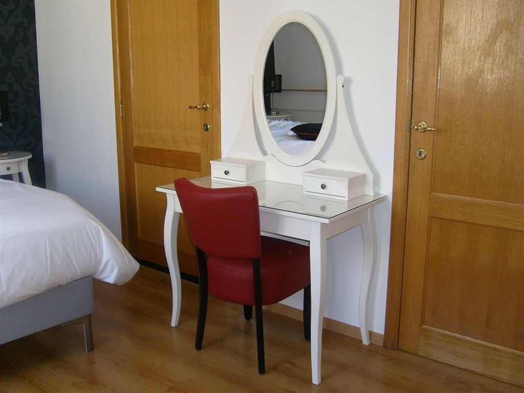 B&B Elimil