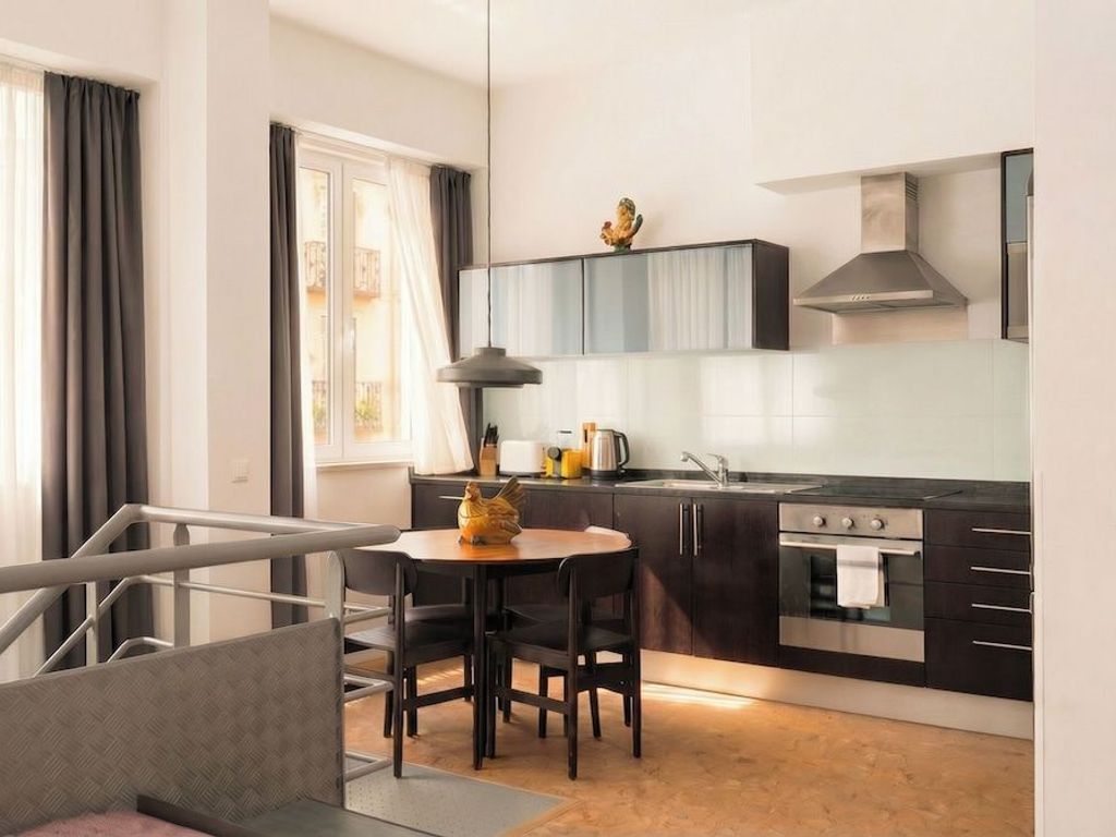 The Lisbonaire Apartments