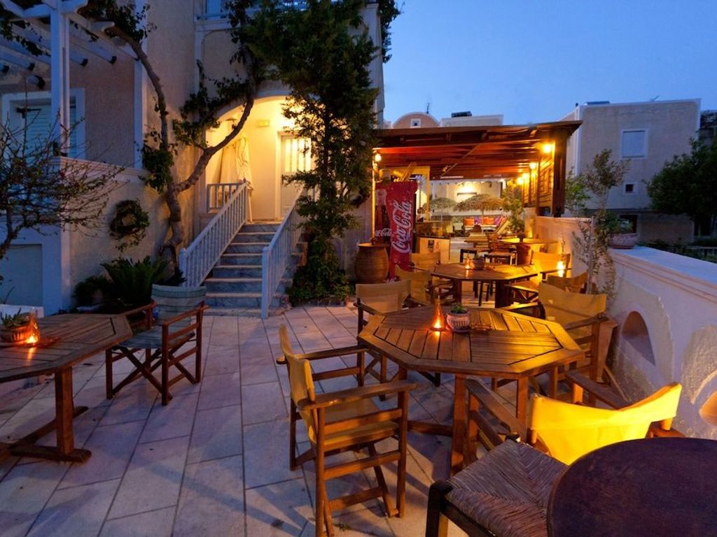 Sellada Apartments