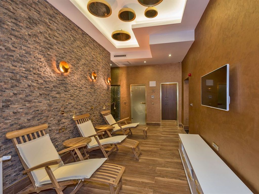 The Million Stone Hotel Special Class