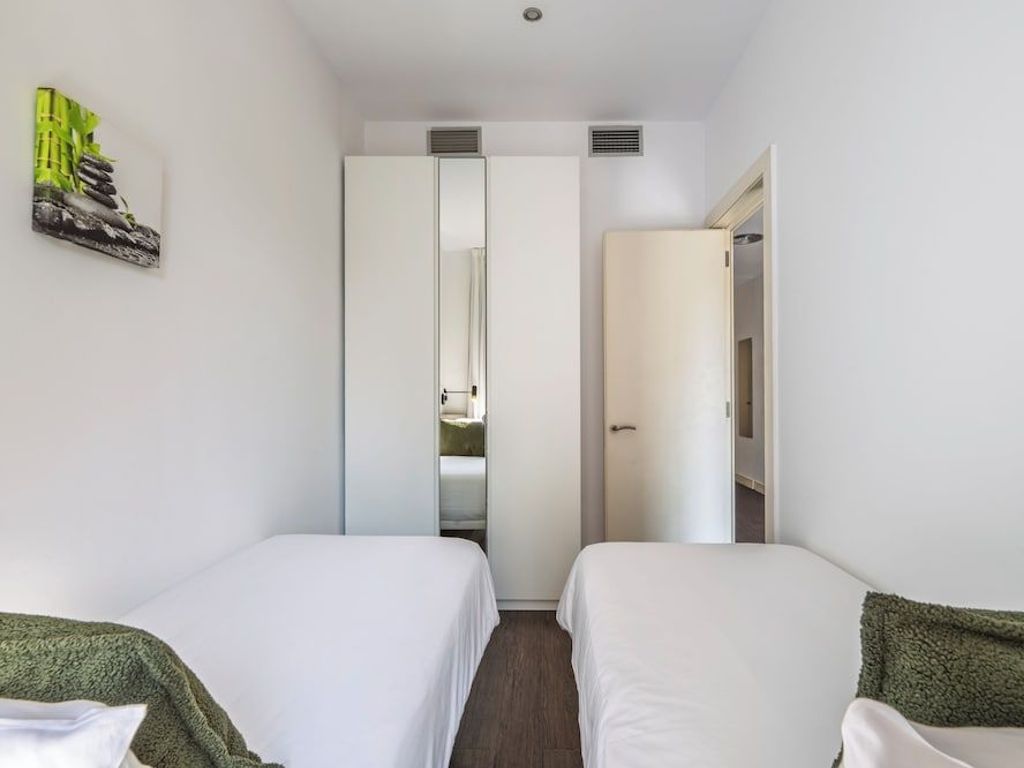 Aspasios Catedral Apartments