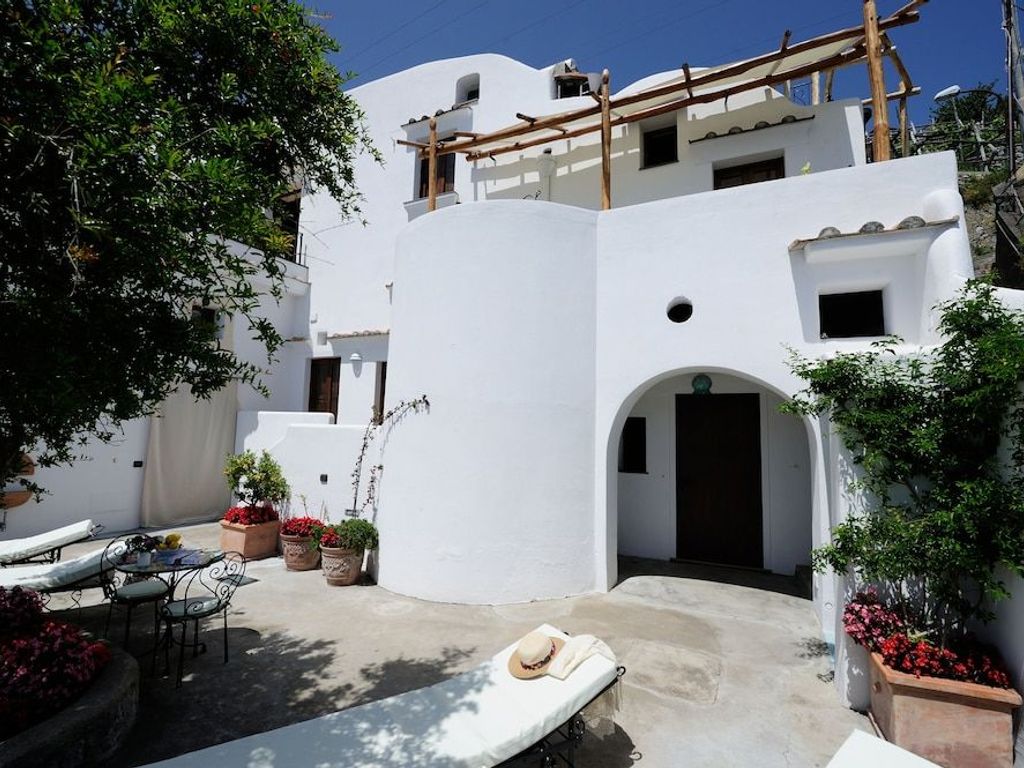 La Casa del Melograno