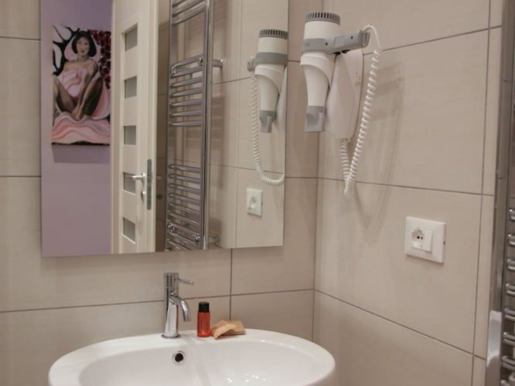Five Rooms Rome