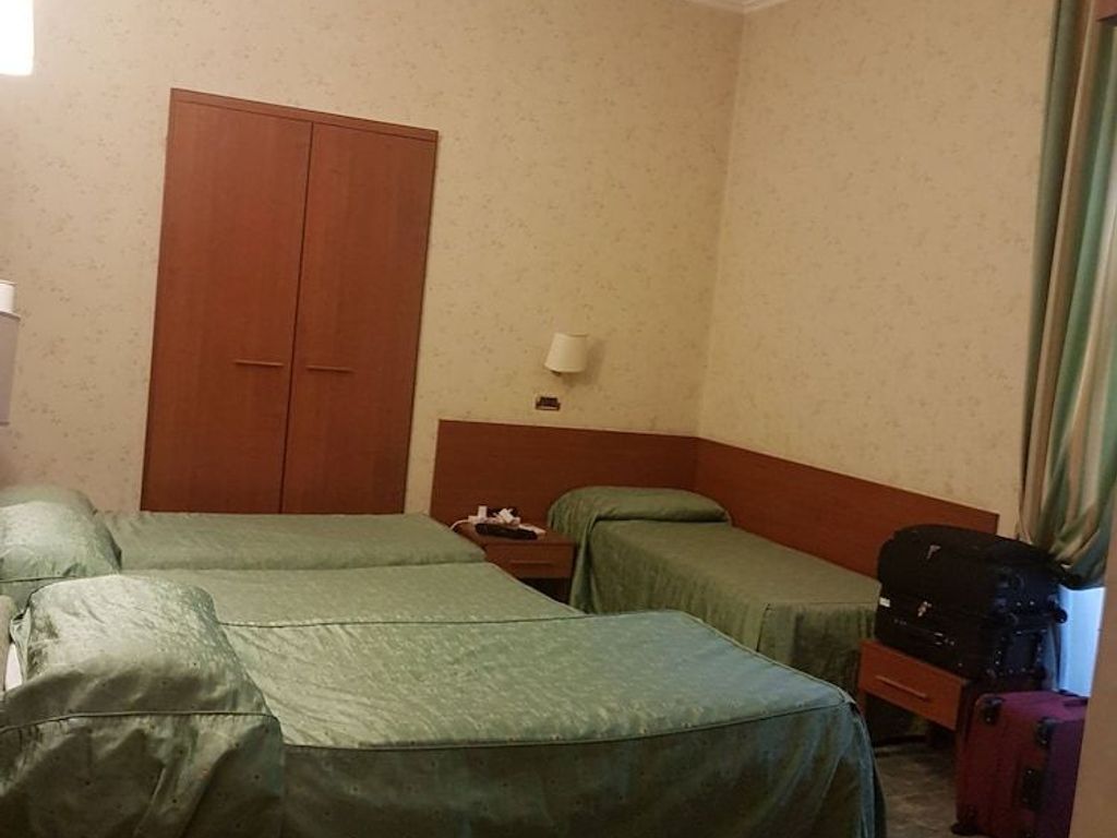 Hotel Dina