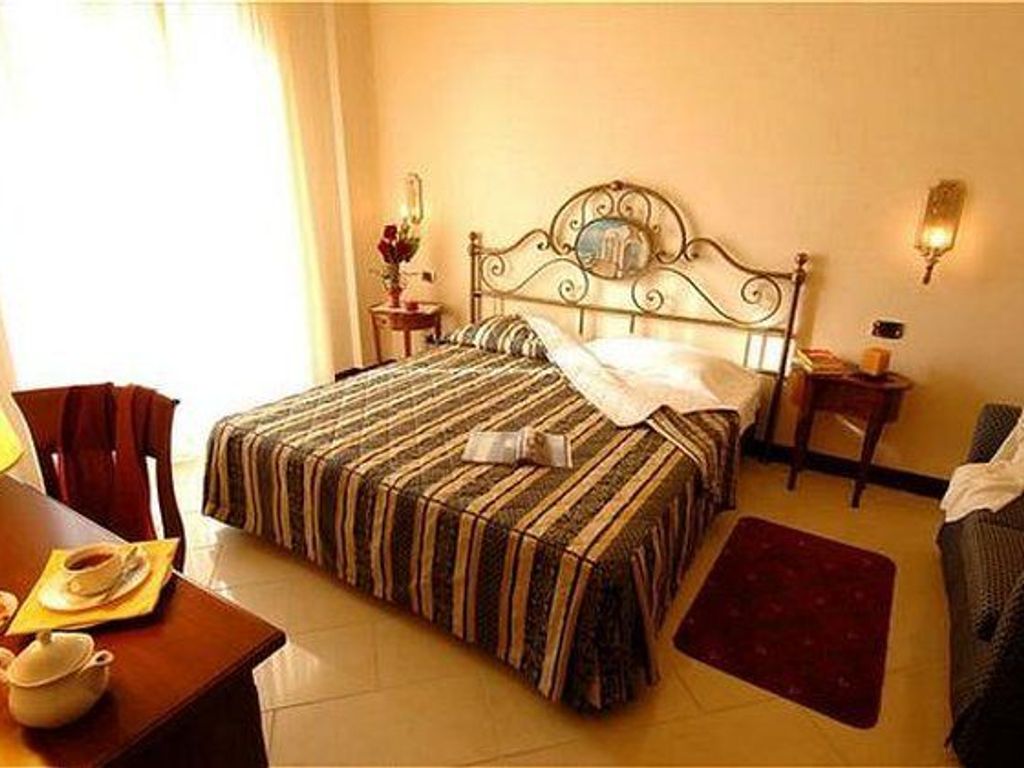 Quiete Taormina Naxos Tapestry Collection by Hilton
