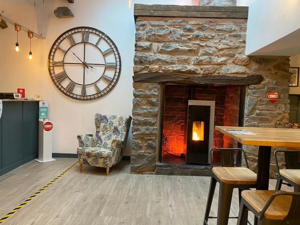 Golden Fleece Inn Tremadog