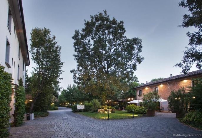 SAVOIA HOTEL COUNTRY HOUSE