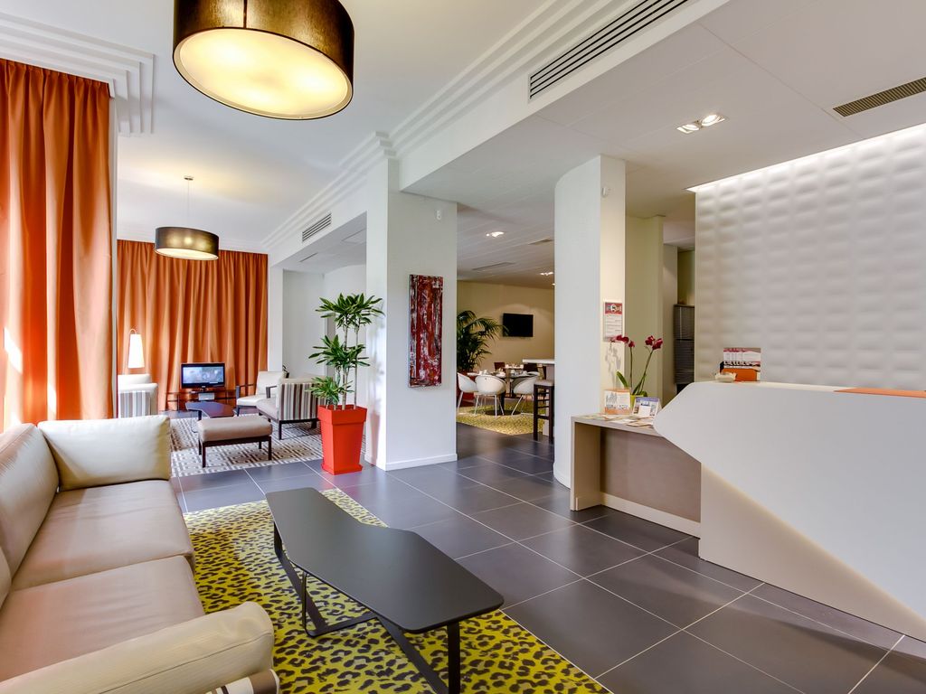 PRIVILEGE APPARTHOTEL SAINT EXUPERY