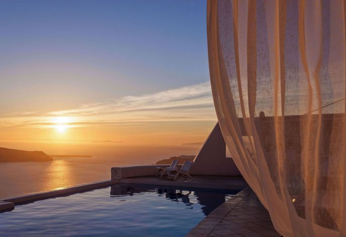 Astra Suites