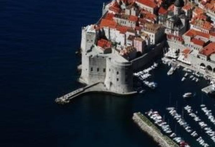 SUNCE PALACE APARTMENTS