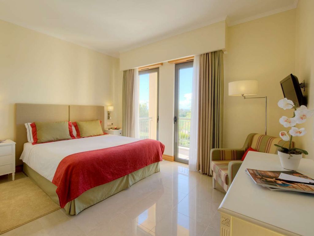 Tivoli Residences Victoria