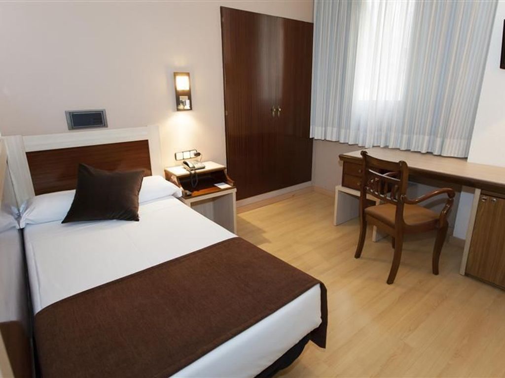 B&B HOTEL Zaragoza Royal