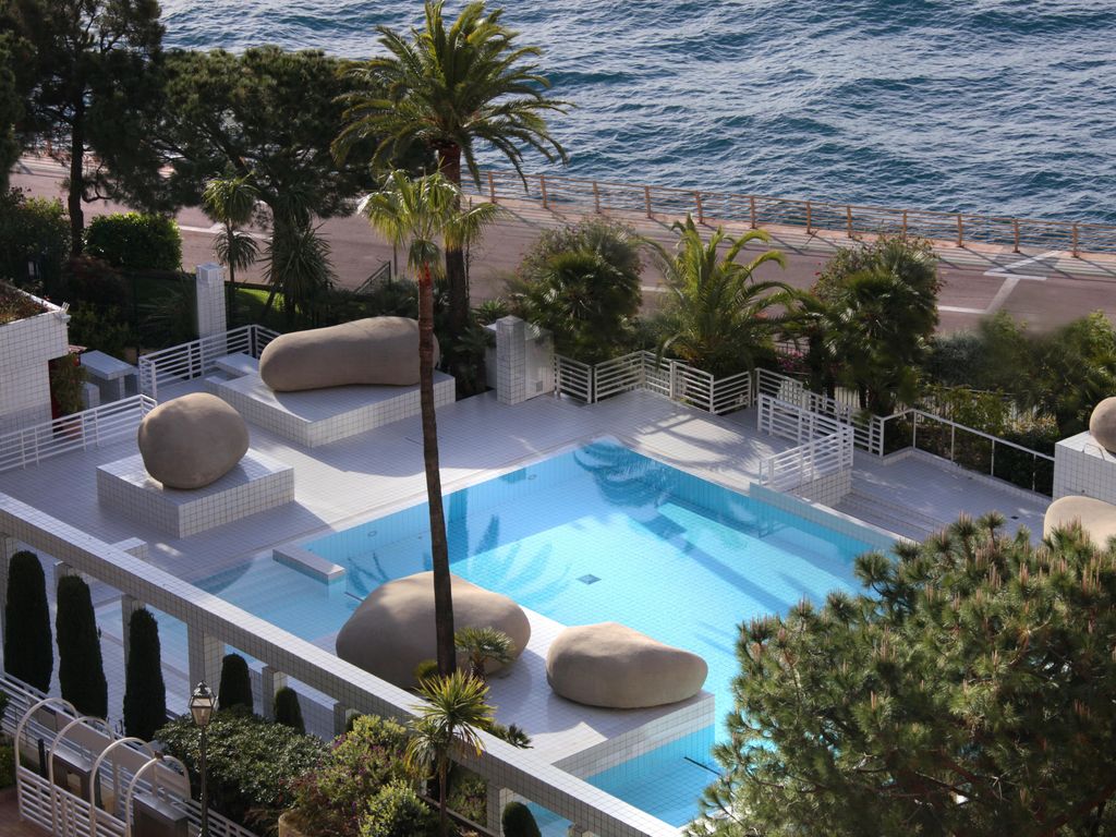 Columbus Hotel Monte-Carlo Curio Collection by Hilton