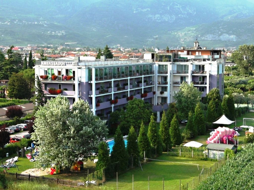 Ambassador Suite Hotel