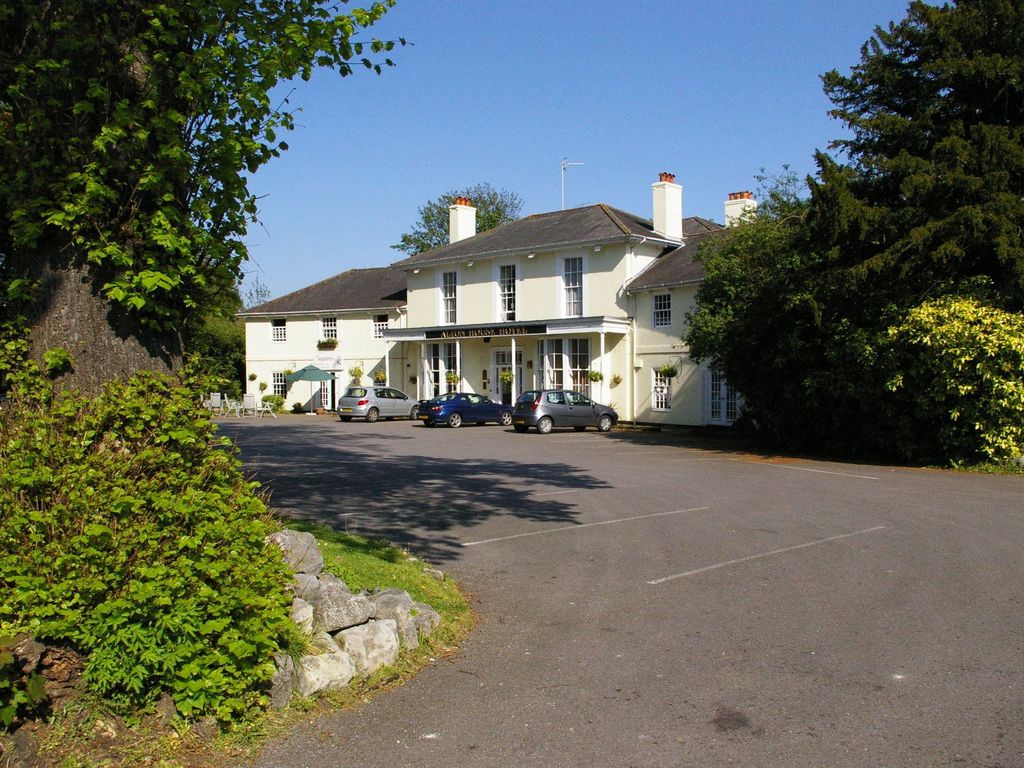 Alton House hotel