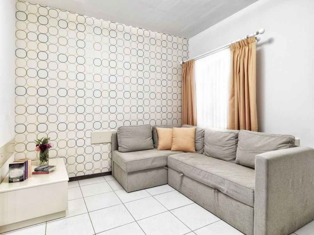 Elia Apartments