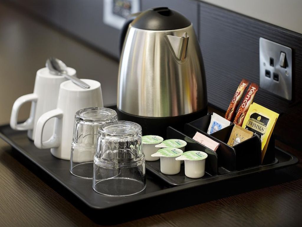 Premier Inn Leeds / Bradford Airport