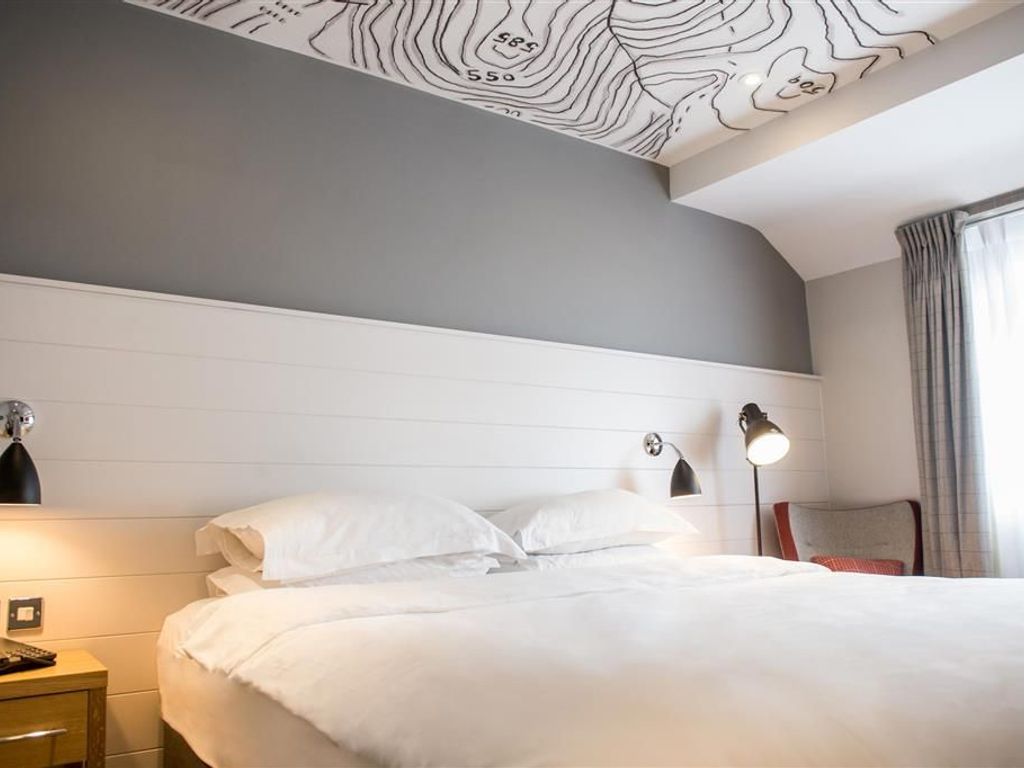 North Lakes Hotel And Spa